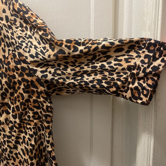 Lane Bryant Leopard Button Up Shirt Mid Sleeve Womens Size 16 - Picture 4 of 5